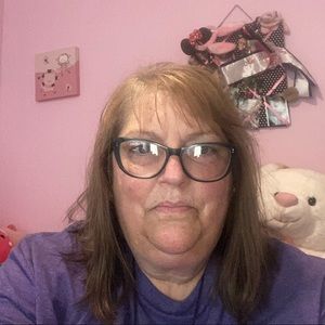 Meet your Posher, Stacy